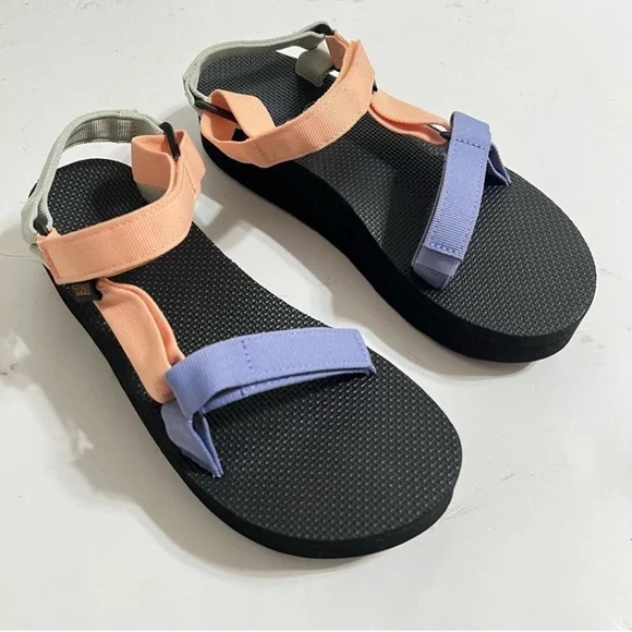 Free People Teva Flatform Platform Universal Light Weight Colorblock Sandals New - Picture 3 of 16